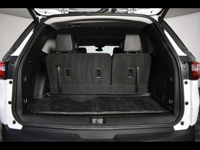 used 2020 Chevrolet Traverse car, priced at $31,012