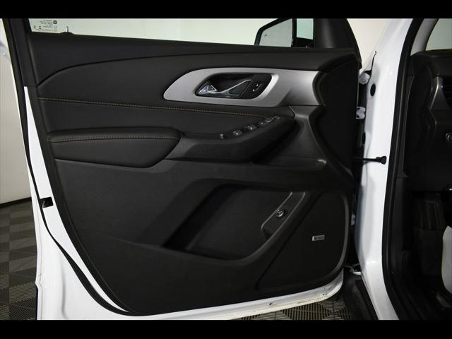 used 2020 Chevrolet Traverse car, priced at $31,012