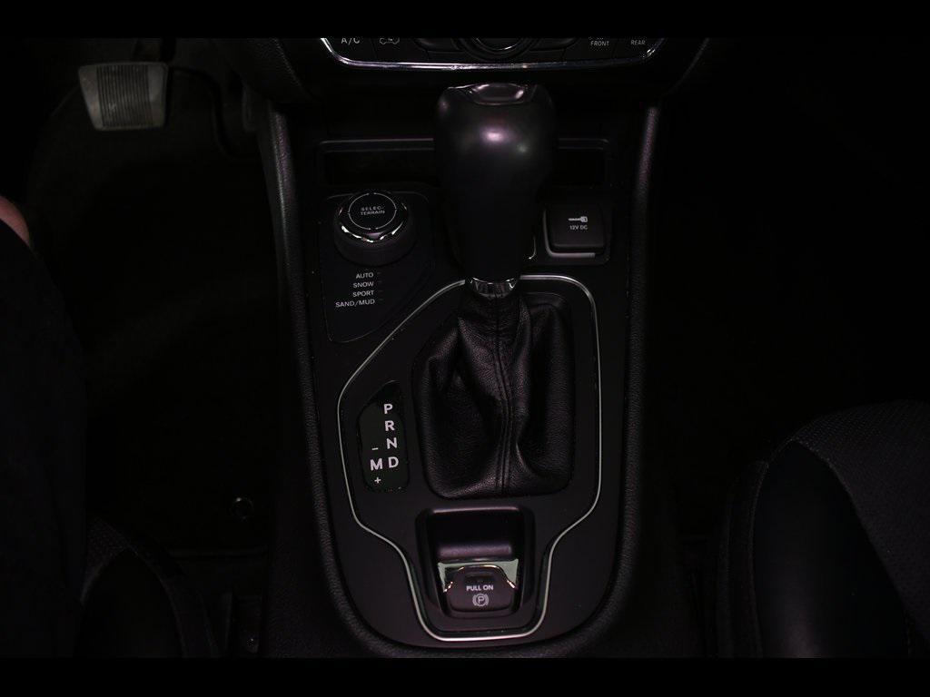 used 2022 Jeep Cherokee car, priced at $22,925