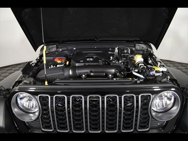 new 2025 Jeep Wrangler car, priced at $43,295