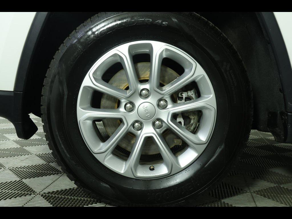 used 2021 Jeep Grand Cherokee car, priced at $23,189