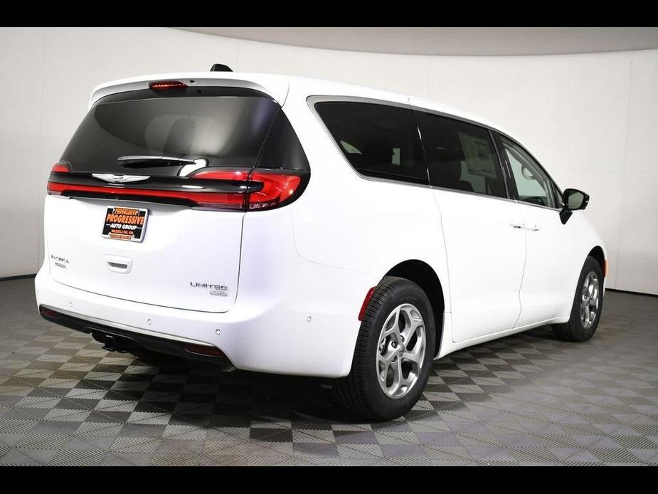new 2024 Chrysler Pacifica car, priced at $54,729