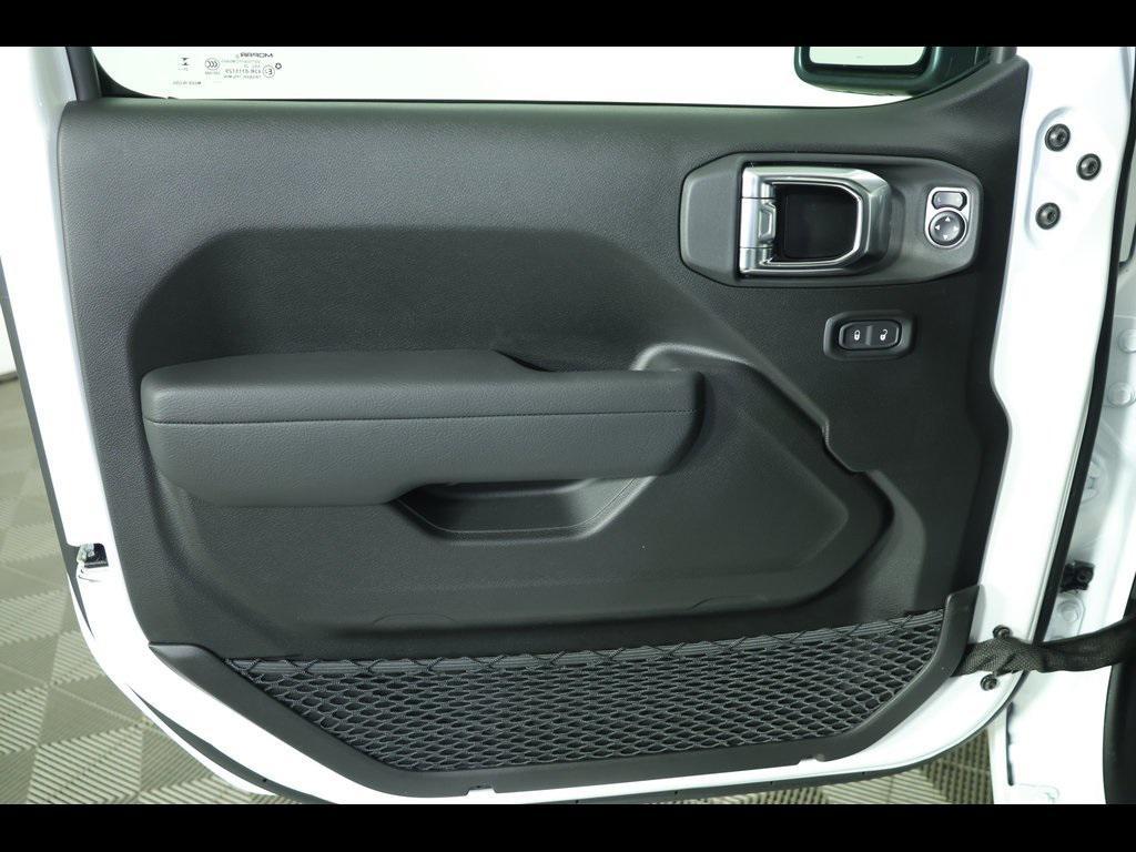 new 2026 Jeep Wrangler car, priced at $47,495