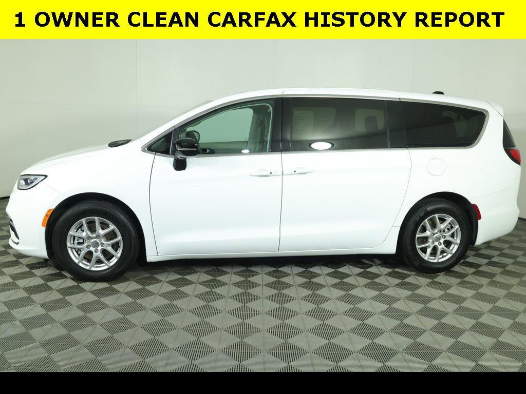 used 2024 Chrysler Pacifica car, priced at $33,897