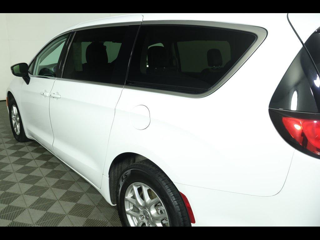 used 2024 Chrysler Pacifica car, priced at $33,897