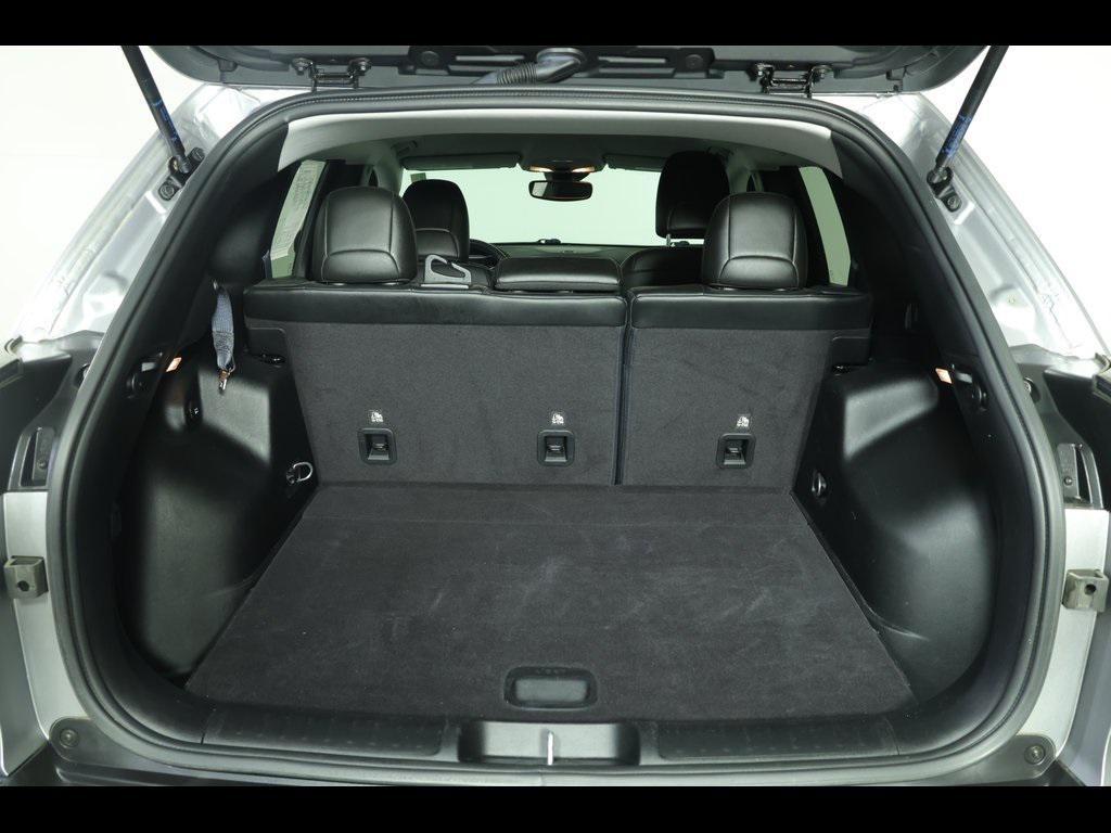 used 2021 Jeep Cherokee car, priced at $22,136