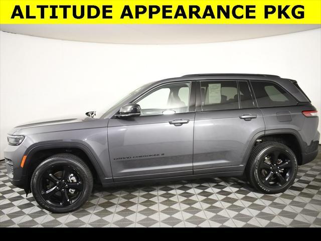 used 2022 Jeep Grand Cherokee car, priced at $37,589