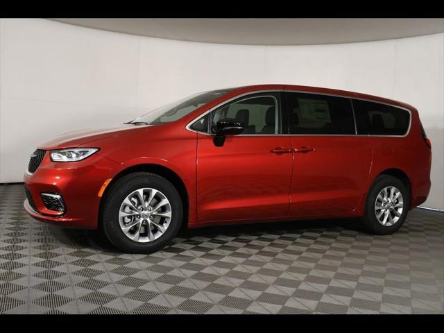 new 2024 Chrysler Pacifica car, priced at $39,990