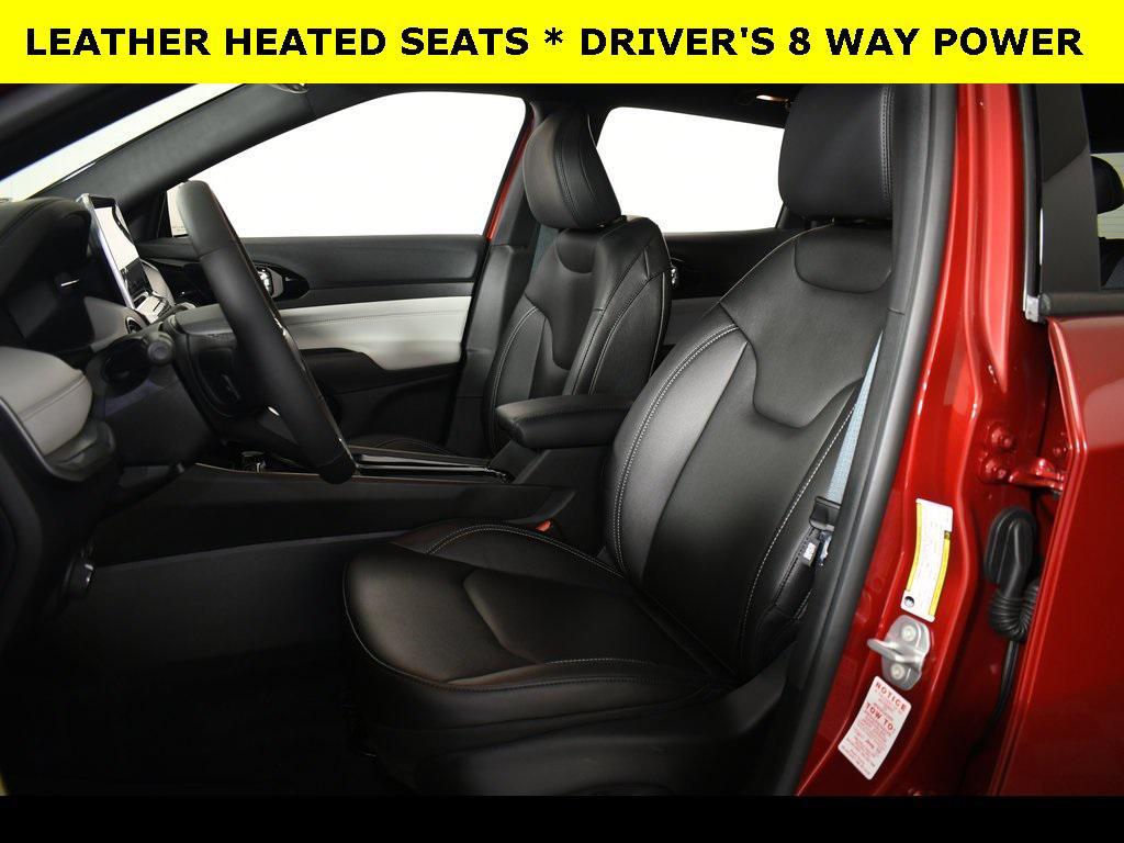 new 2025 Jeep Compass car, priced at $25,999
