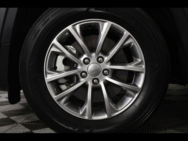 used 2022 Jeep Cherokee car, priced at $25,967