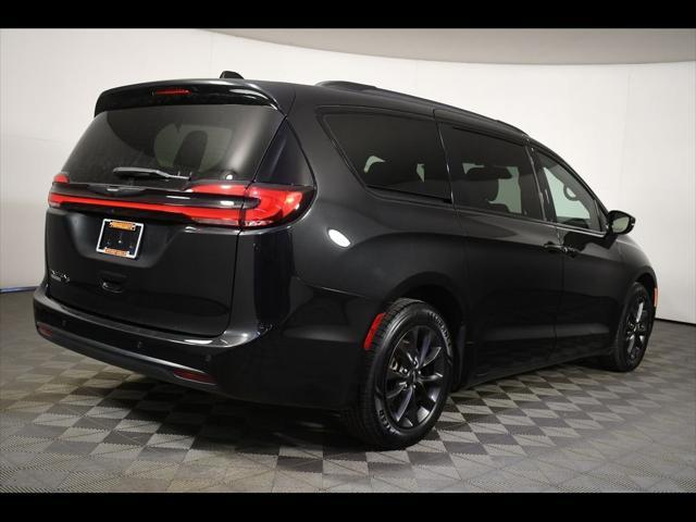 used 2021 Chrysler Pacifica car, priced at $27,999