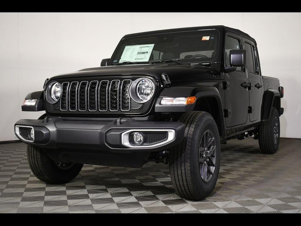 new 2025 Jeep Gladiator car, priced at $36,485