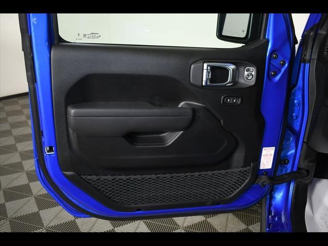 new 2025 Jeep Wrangler car, priced at $45,475