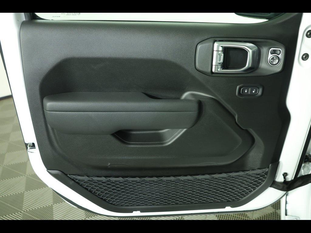 new 2026 Jeep Wrangler car, priced at $49,925