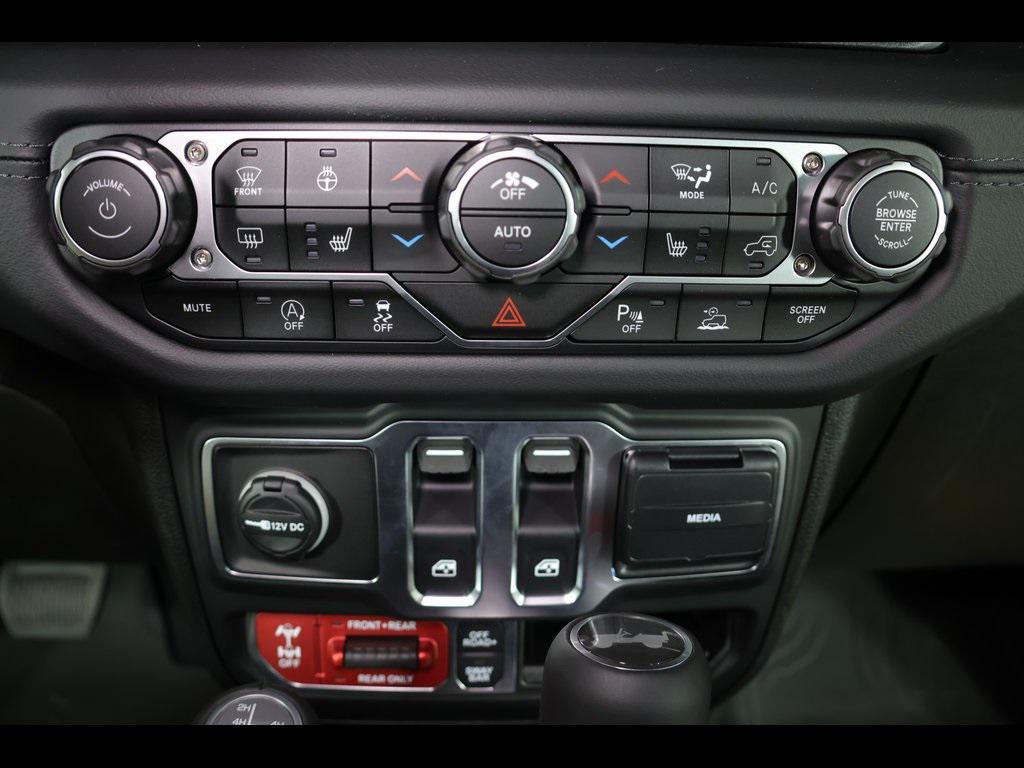 new 2026 Jeep Wrangler car, priced at $58,975