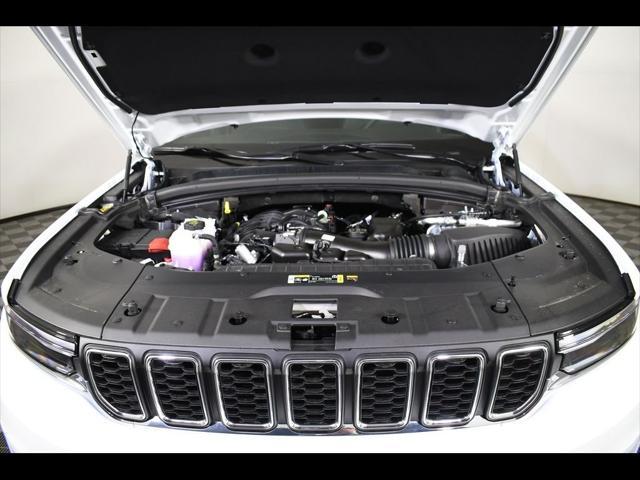 new 2025 Jeep Grand Cherokee L car, priced at $39,872