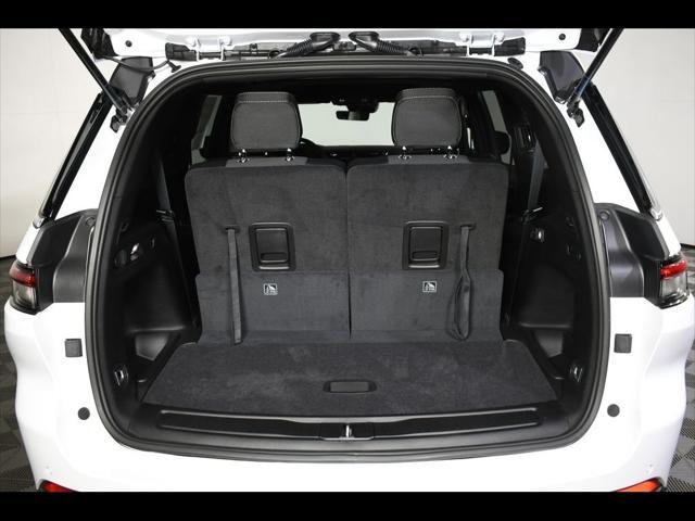 new 2025 Jeep Grand Cherokee L car, priced at $39,872