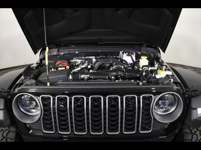 new 2025 Jeep Gladiator car, priced at $57,470