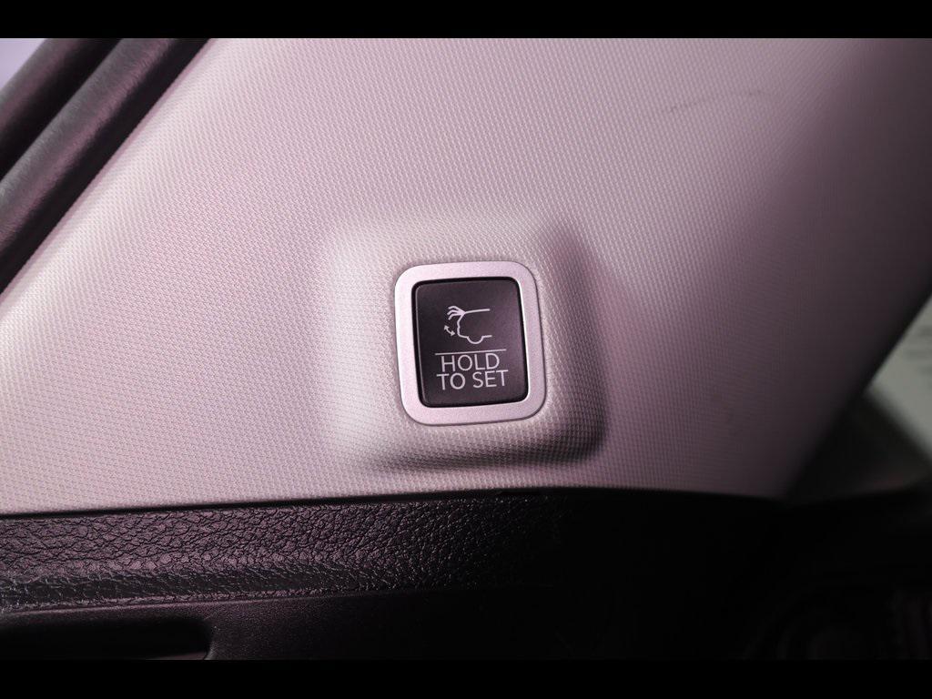 used 2023 Jeep Grand Cherokee car, priced at $32,735