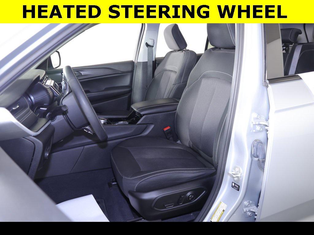 used 2023 Jeep Grand Cherokee car, priced at $32,735