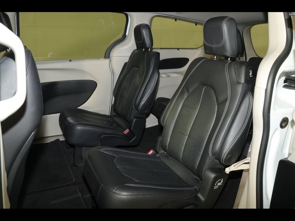 used 2022 Chrysler Pacifica car, priced at $30,923