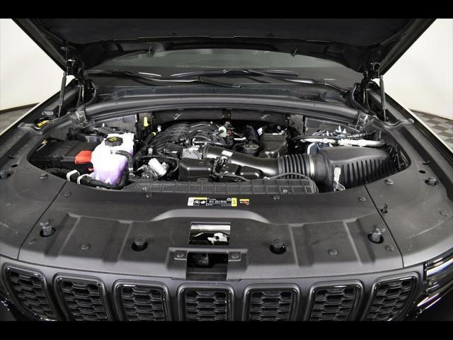 new 2025 Jeep Grand Cherokee L car, priced at $43,440