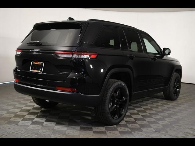 new 2025 Jeep Grand Cherokee car, priced at $47,999