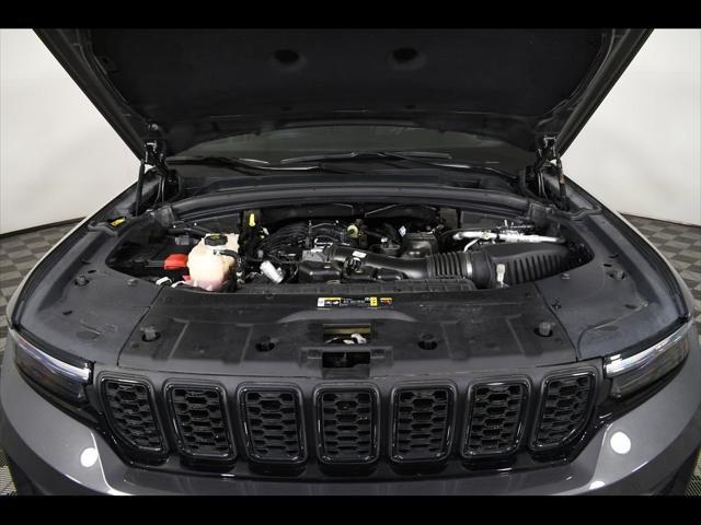 used 2023 Jeep Grand Cherokee car, priced at $33,999