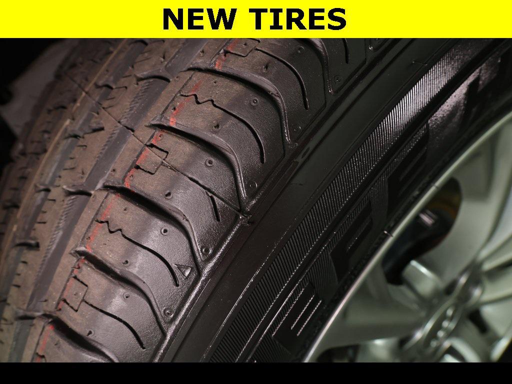 used 2022 Jeep Cherokee car, priced at $21,597