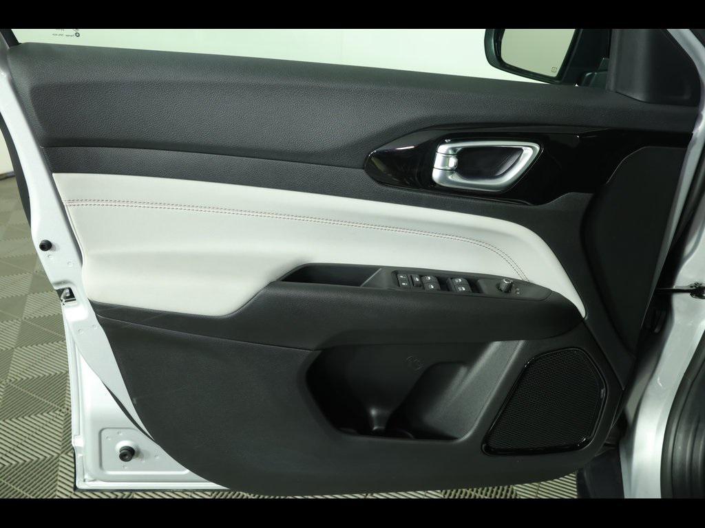 new 2026 Jeep Compass car, priced at $34,230