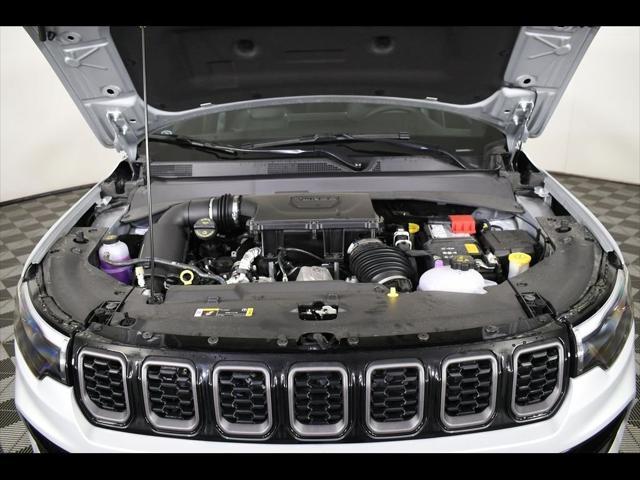 new 2025 Jeep Compass car, priced at $35,275