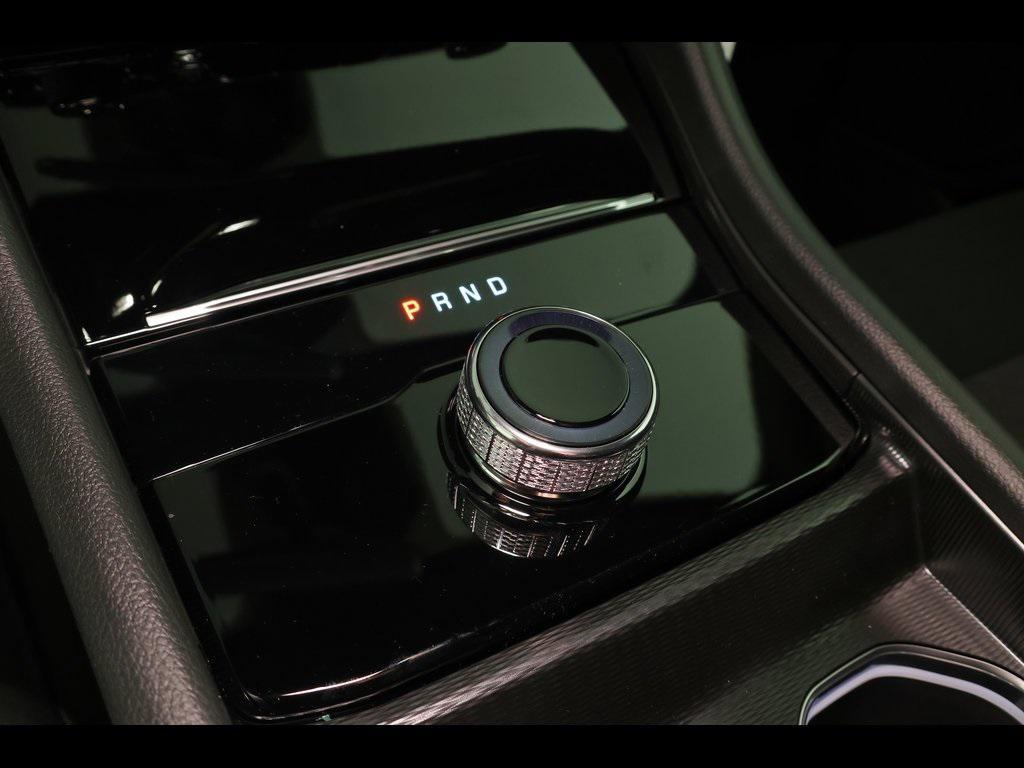 new 2025 Jeep Grand Cherokee car, priced at $30,999