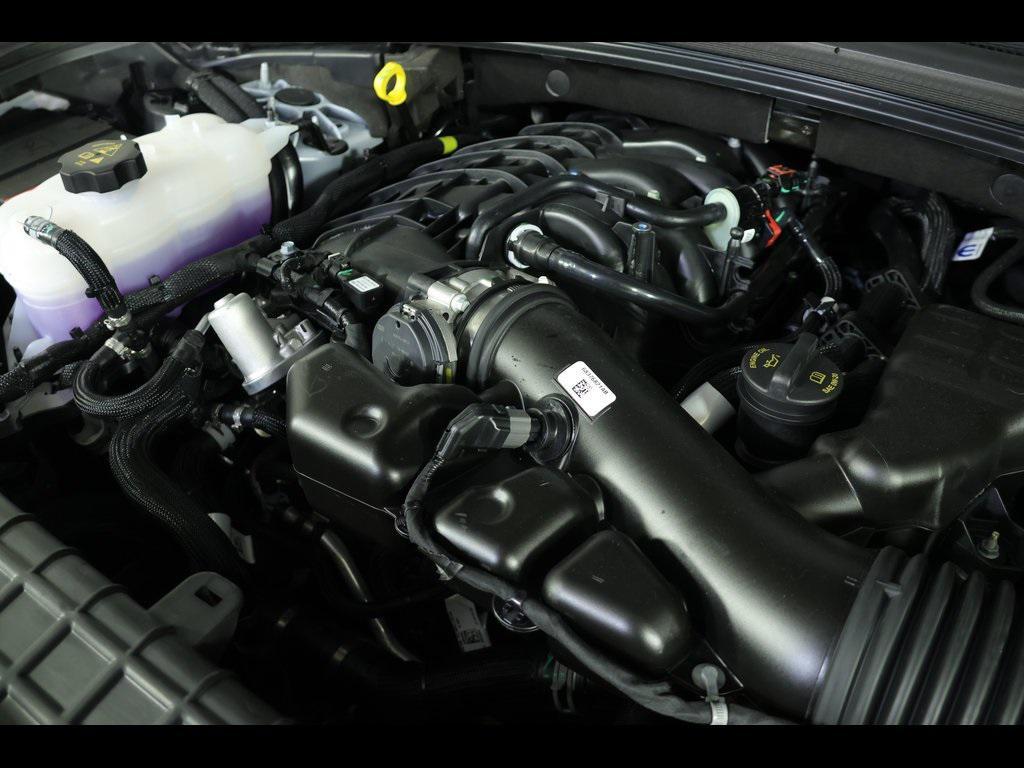 new 2025 Jeep Grand Cherokee car, priced at $30,999