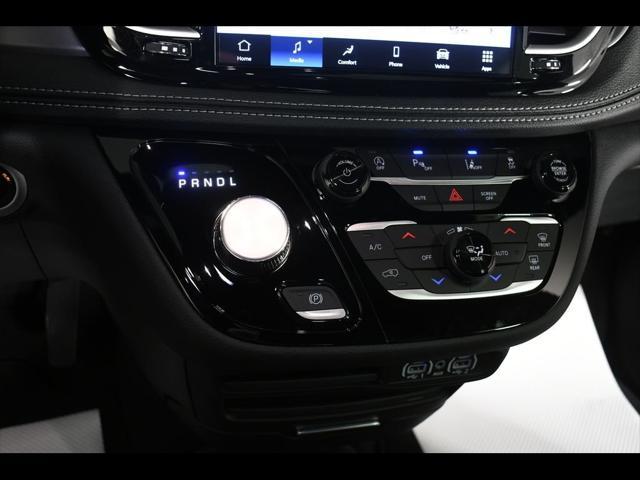 new 2025 Chrysler Pacifica car, priced at $40,145