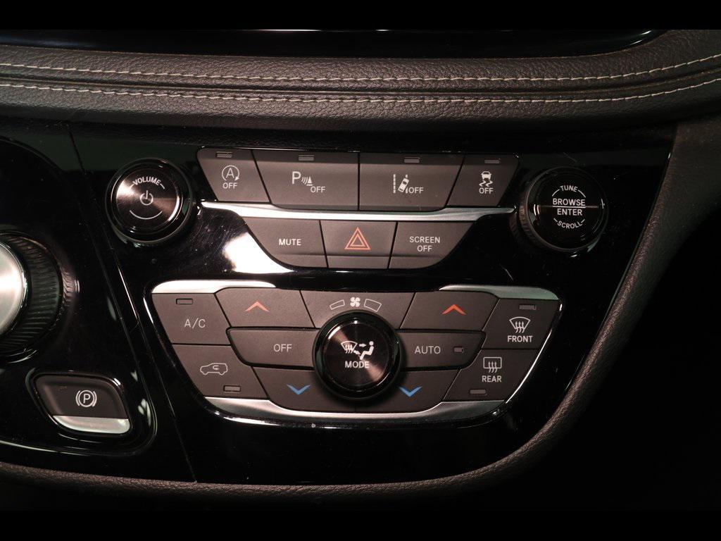 used 2022 Chrysler Pacifica car, priced at $33,189