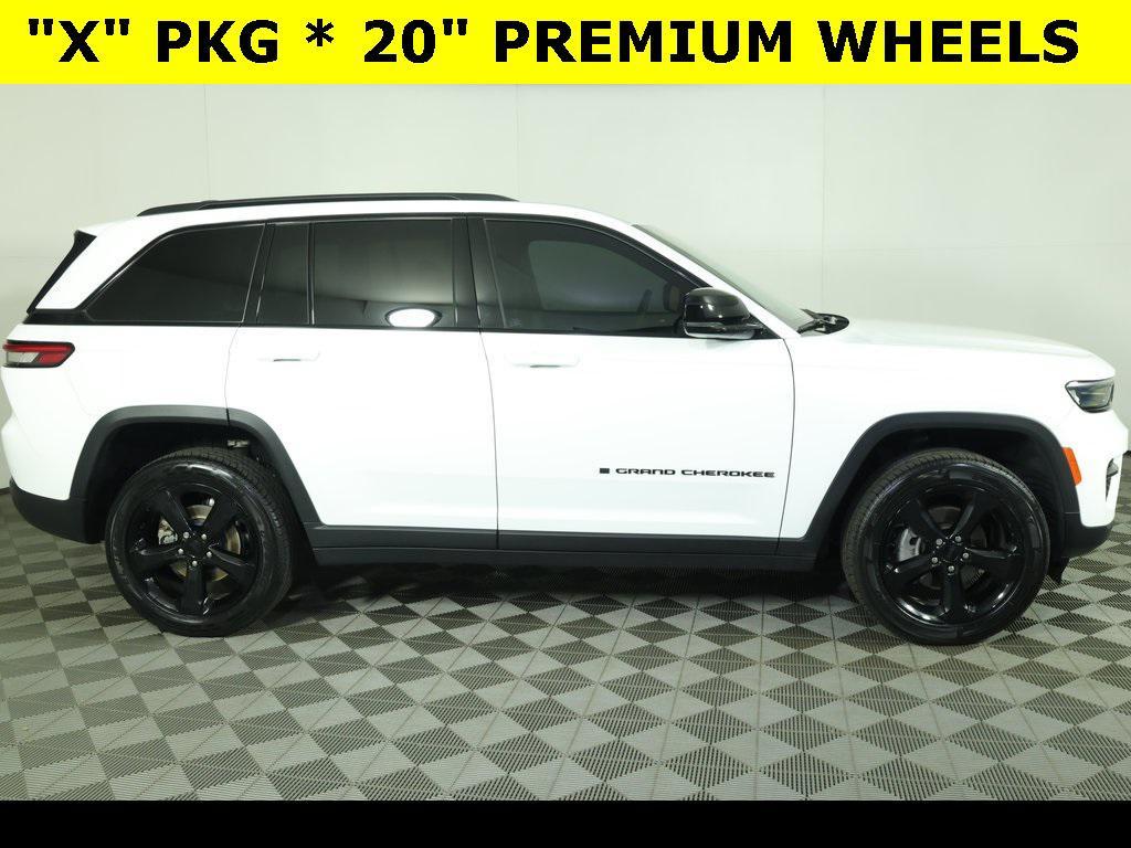 used 2023 Jeep Grand Cherokee car, priced at $31,405
