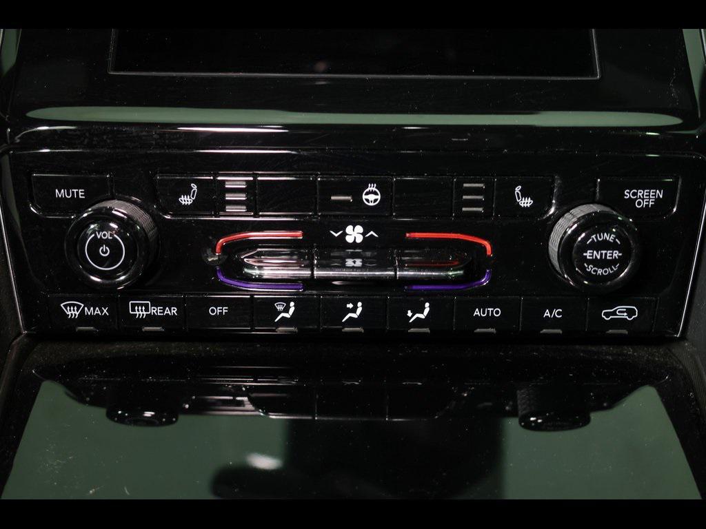 used 2023 Jeep Grand Cherokee car, priced at $31,405