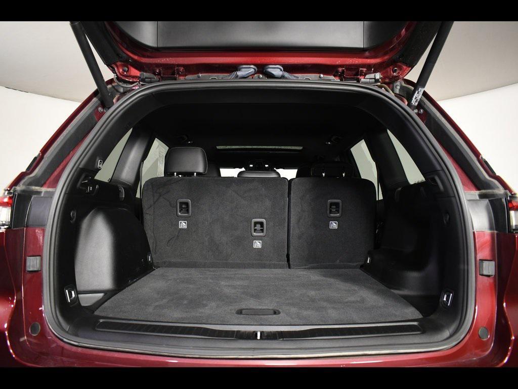 used 2023 Jeep Grand Cherokee car, priced at $31,000