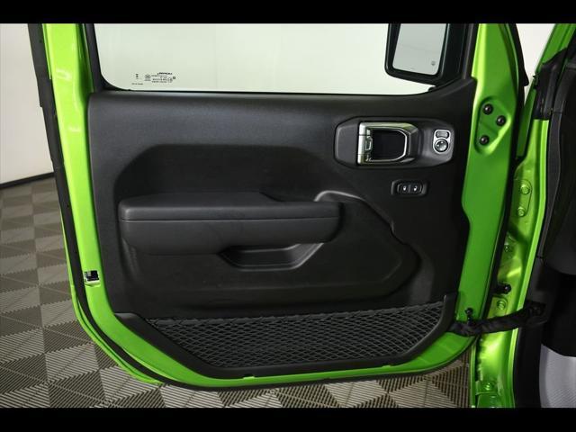new 2025 Jeep Wrangler car, priced at $47,140