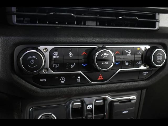new 2025 Jeep Wrangler car, priced at $47,140