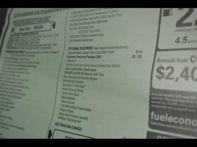 new 2025 Jeep Grand Cherokee car, priced at $46,583