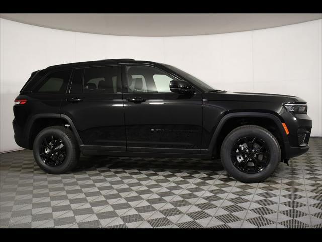 new 2025 Jeep Grand Cherokee car, priced at $46,583