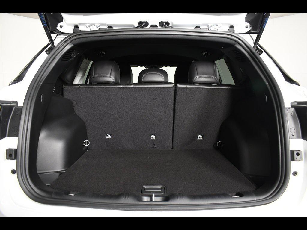 new 2025 Jeep Compass car, priced at $25,999