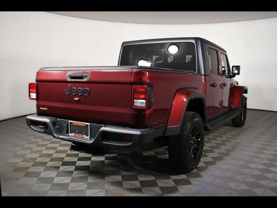 used 2022 Jeep Gladiator car, priced at $34,187