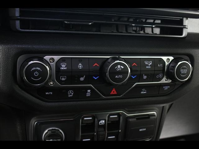 new 2025 Jeep Gladiator car, priced at $45,635