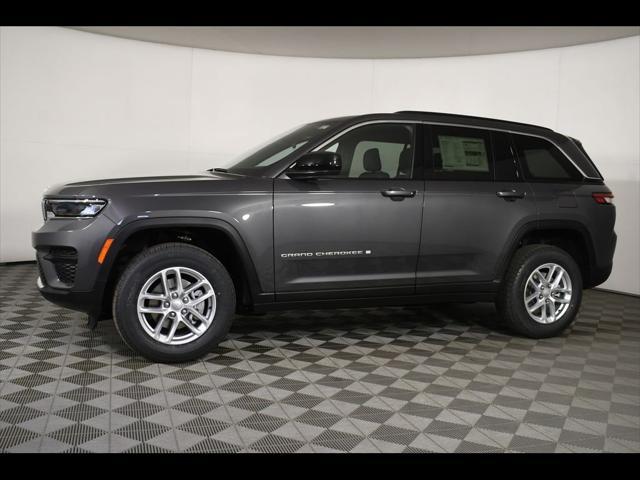 new 2025 Jeep Grand Cherokee car, priced at $39,999