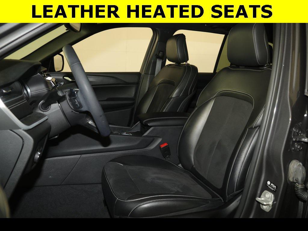 used 2023 Jeep Grand Cherokee car, priced at $32,285