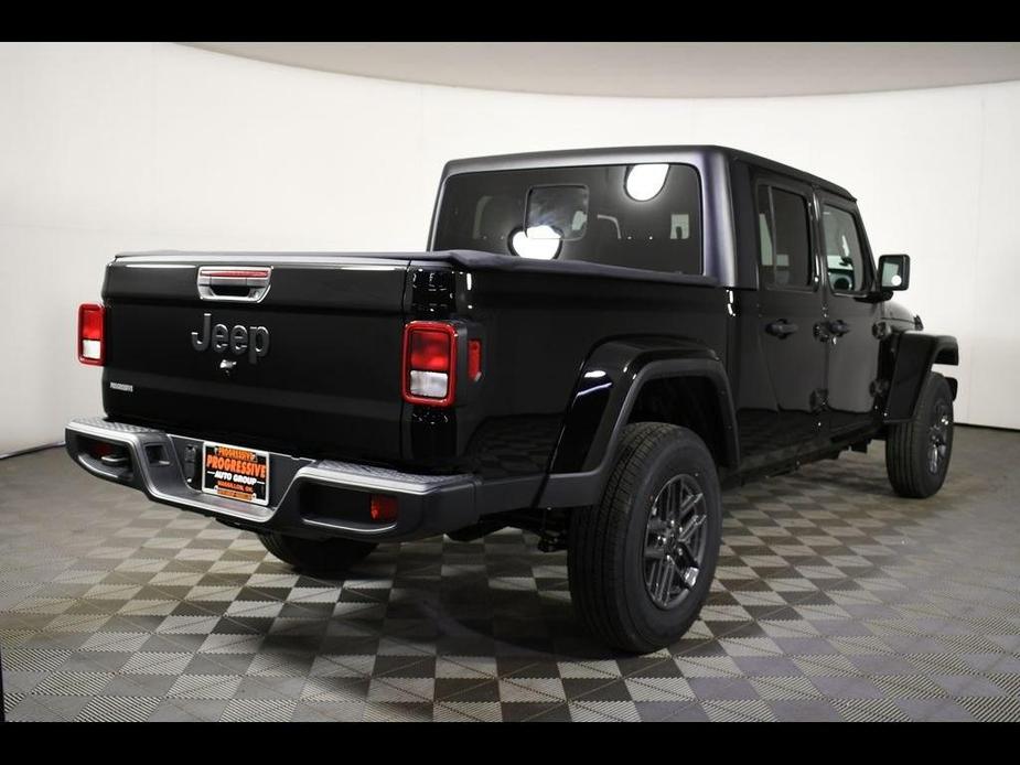 new 2024 Jeep Gladiator car, priced at $46,891