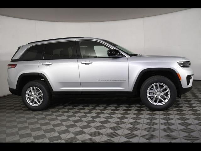 new 2025 Jeep Grand Cherokee car, priced at $42,470