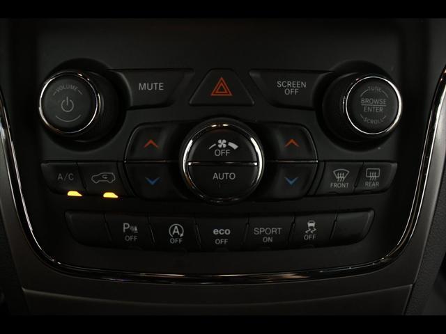 used 2020 Jeep Grand Cherokee car, priced at $23,379